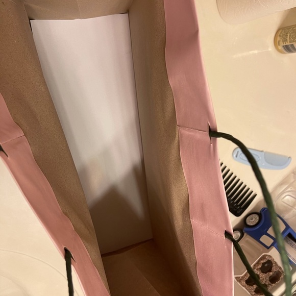 Kate spade New York retail gift paper bag new - Picture 3 of 6